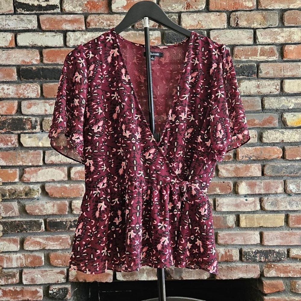 Unknown Brand Burgundy Floral V-Neck Peplum Top